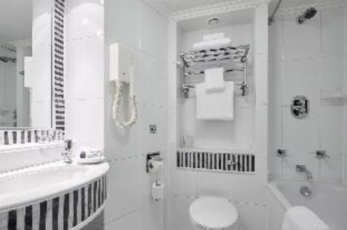 Kingsway Hall Hotel image 13